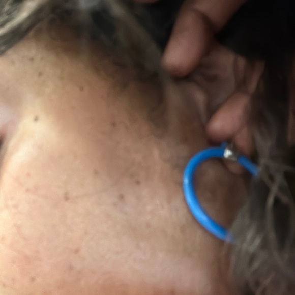 Vintage pierced earrings bundle - Picture 6 of 6